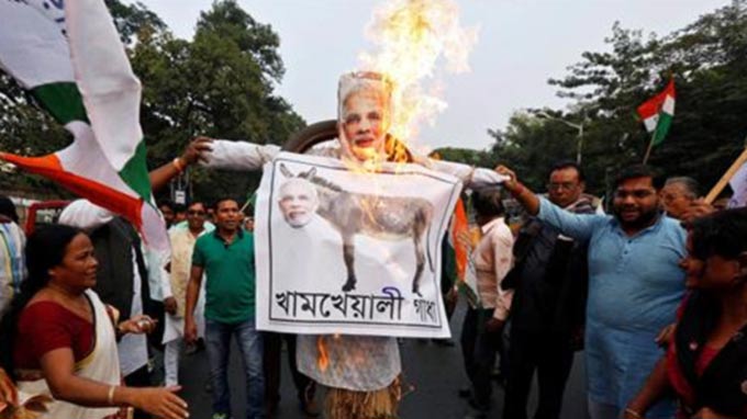 Tens of thousands protest against India cash ban Tens of thousands protest against India cash ban