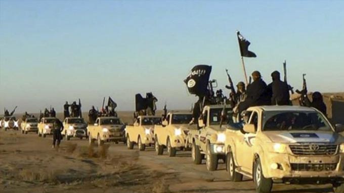 Three Somali-Americans Sentenced for Plotting to Join IS Three Somali-Americans Sentenced for Plotting to Join IS