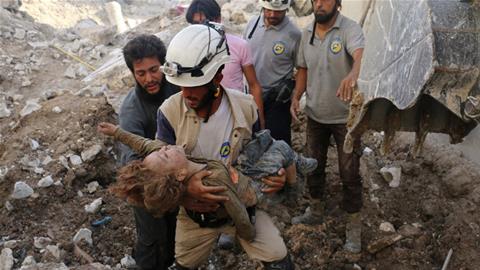 Air strikes 'kill White Helmet volunteers' in Hama