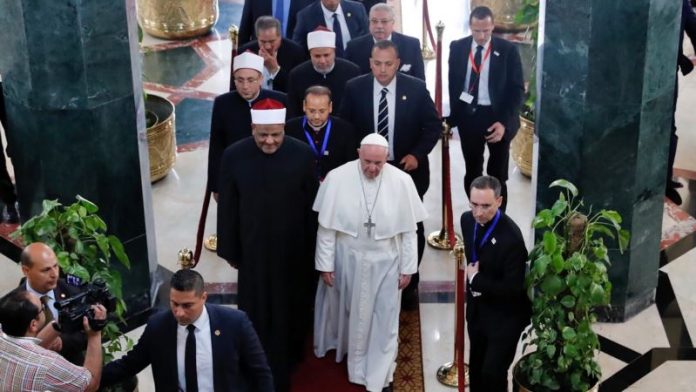 Pope Visits Cairo in Tumultuous Times for Egyptian Christians